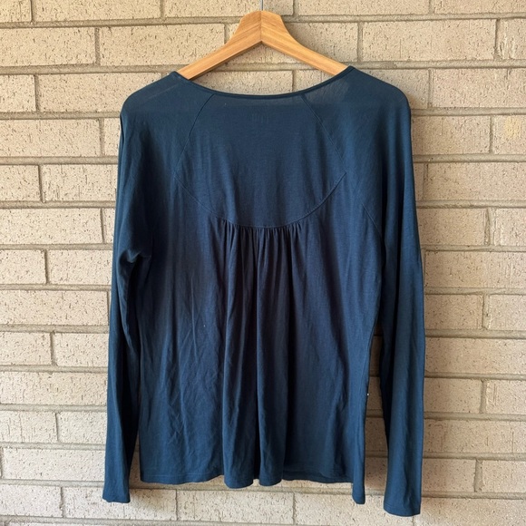 J. Jill Women's Navy Featherweight Cardigan Button Down - Picture 3 of 3